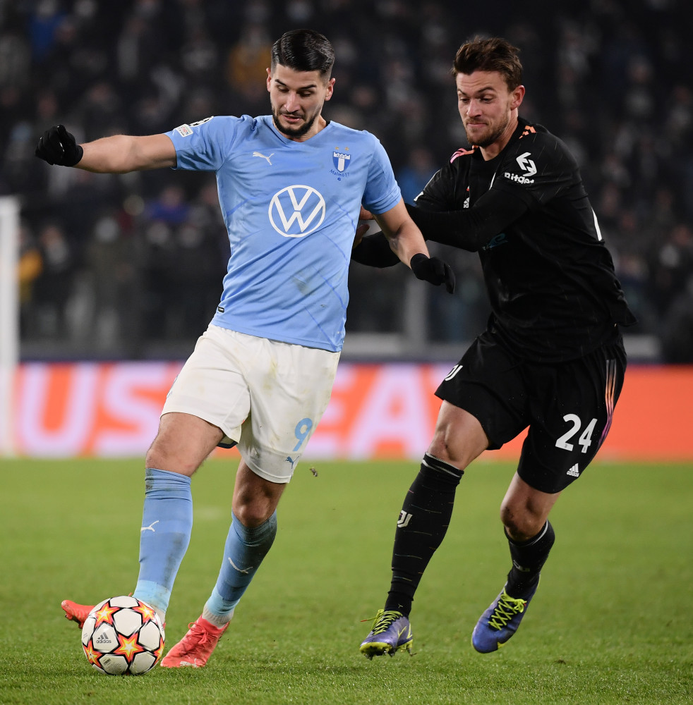 弗格森谈曼联：新门将拉门斯状态出色，球队当前状态正在好转（弗格森：曼联新门将拉门斯发挥抢眼，球队状态回暖）