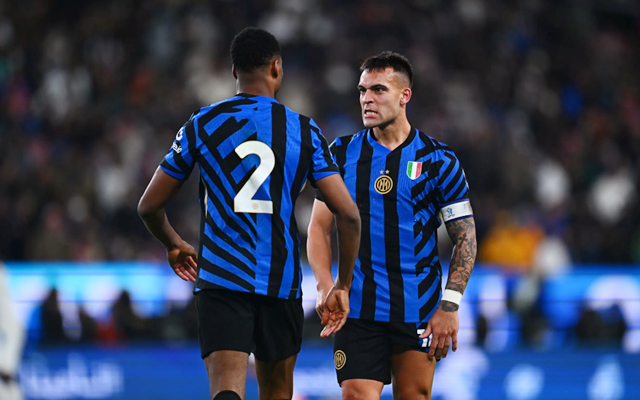 官方：福冈黄蜂主帅金明辉续约，带队征战26／27赛季（福冈黄蜂官宣主帅金明辉续约，将率队出战26／27赛季）