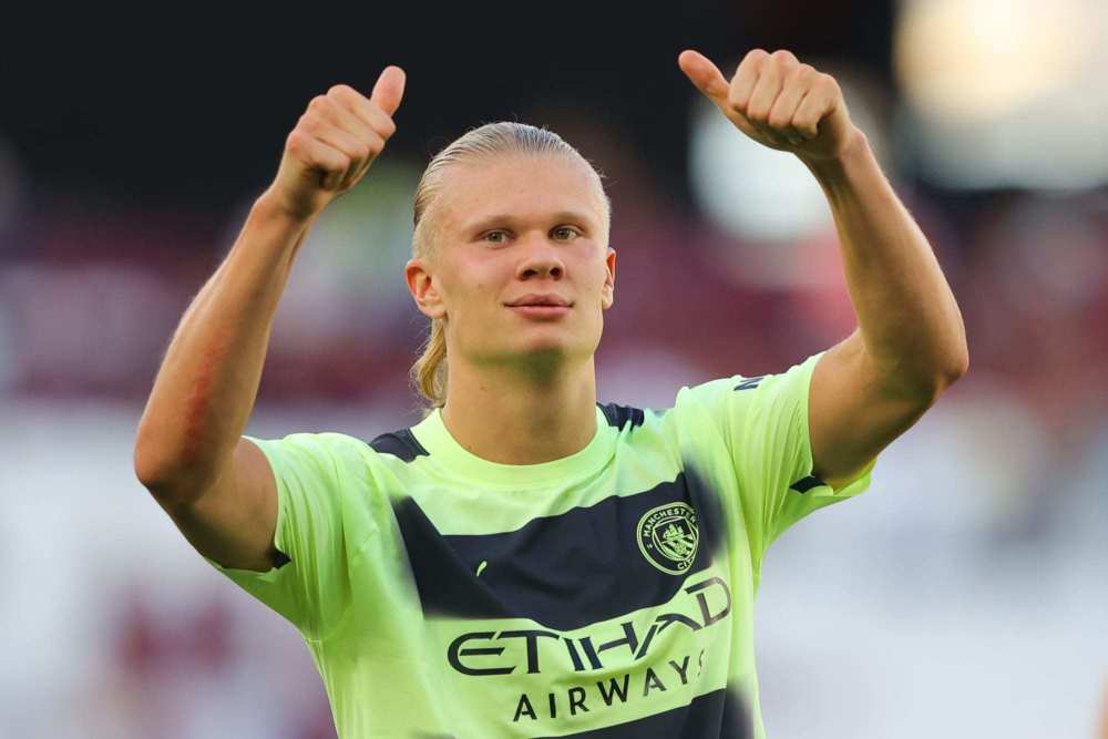 李璇：邵佳一内心坚定，对带国足可能承受的压力，应该有预期（李璇：邵佳一内心笃定，对执教国足的压力已有预期）