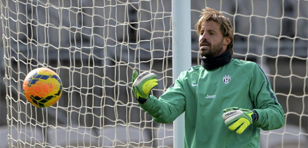 上海足协祝贺海港三连冠：上海足球史上已留下你们浓重的一笔