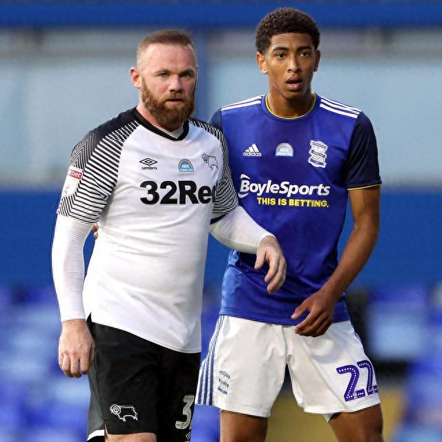 大连英博祝贺重庆铜梁龙冲超：祝愿贵俱乐部在中超再创佳绩