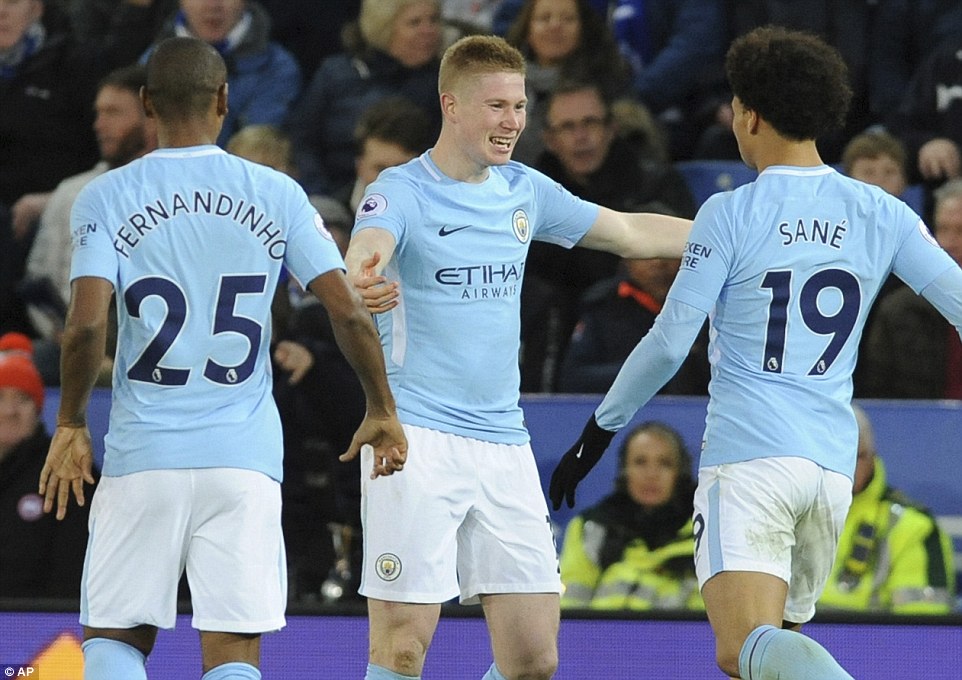 非洲杯半场：杜比贴地斩破门，津巴布韦暂1-0埃及（半场战报：杜比低射破门，津巴布韦暂以1-0领先埃及）