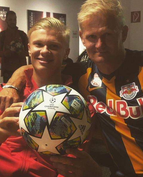 李霄鹏：希望球队能发挥出应有水平，明天奉献一场精彩的比赛