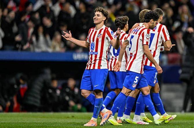 曼联战樱桃三度领先未取胜，为2023年11月以来首支球队（曼联对阵樱桃三次领先仍未取胜，创自2023年11月以来首例）