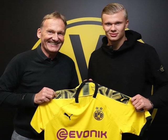 英足总官方：南安普顿和考文垂因赛后发生冲突被指控（英足总宣布：因赛后冲突，南安普顿与考文垂遭到指控）