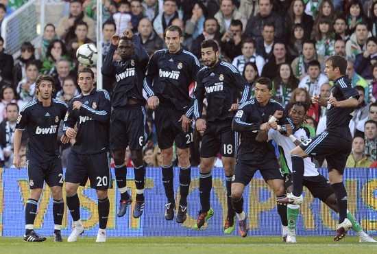 切尔西战术调整显成效