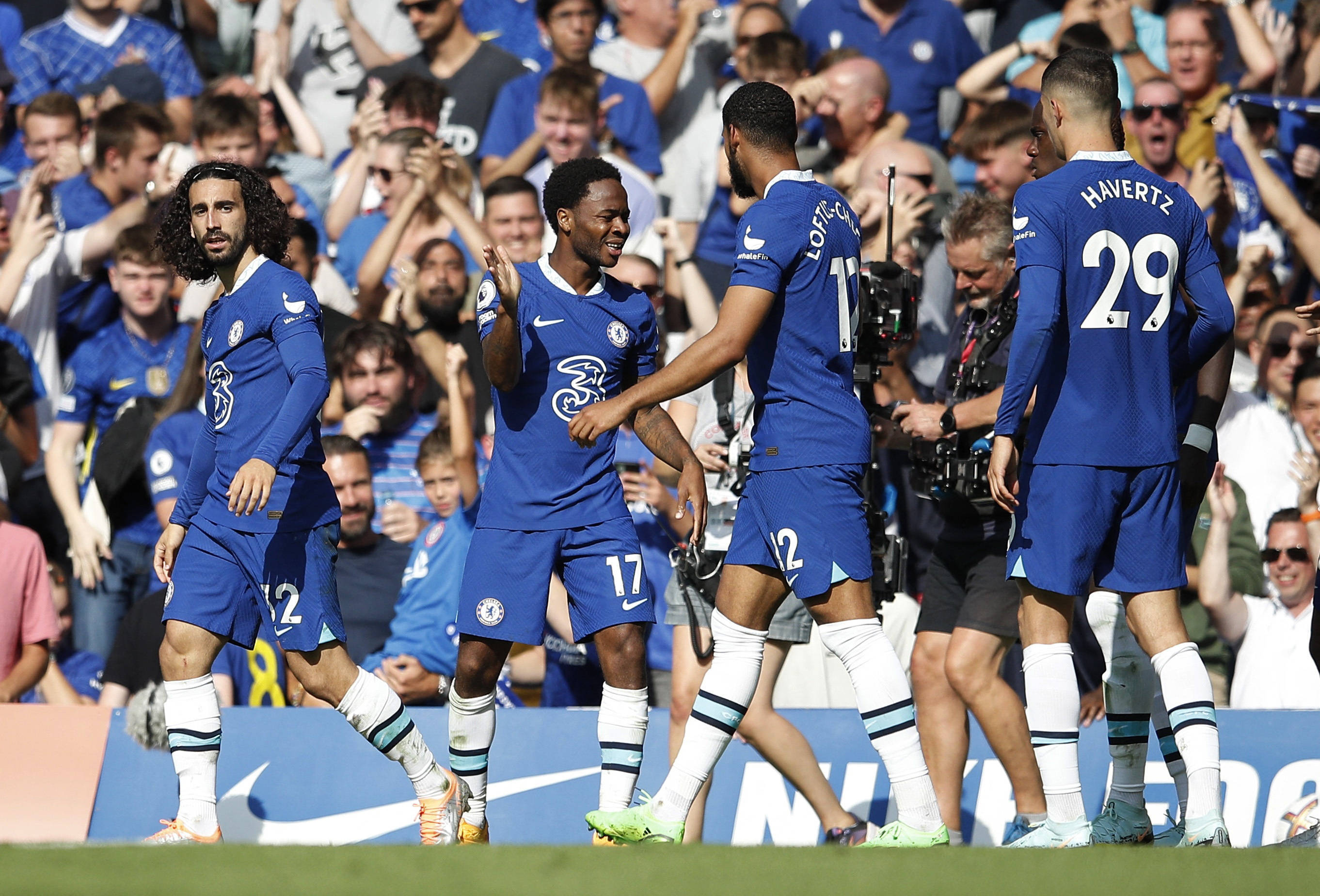 足球报：国安亚冠出局后，有球迷退了足协杯决赛的门票与酒店