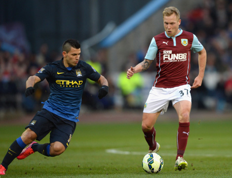 曼晚：曼联已收到B费的检查报告，即便伤愈也会有很高的复发风险（曼晚：B费体检报告已递交曼联，康复后复发风险仍然偏高）